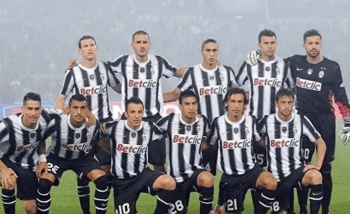 湖人111-103逆转鹈鹕！雷迪克对詹姆斯与东契奇的高度评价成焦点