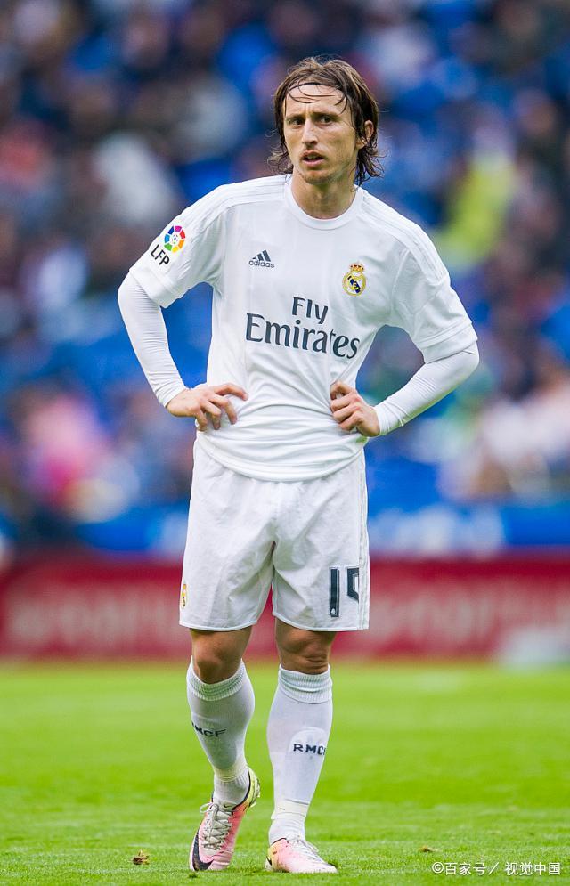 CBA球员伤病更新及赛季影响（CBA伤情速递与赛季走势解读）